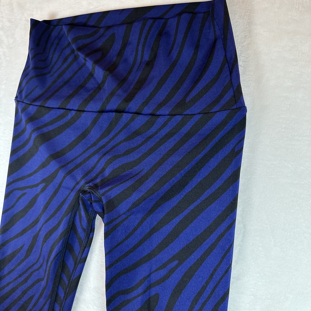 K-Deer Medium Ankle Workout Yoga Pilates Barre Pants Blue/Black MSRP $98